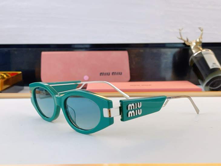 Picture of Miu Miu Sunglasses _SKUfw80914982fw